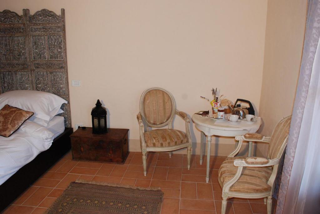 Hotel Podere Conti Filattiera Cameră foto